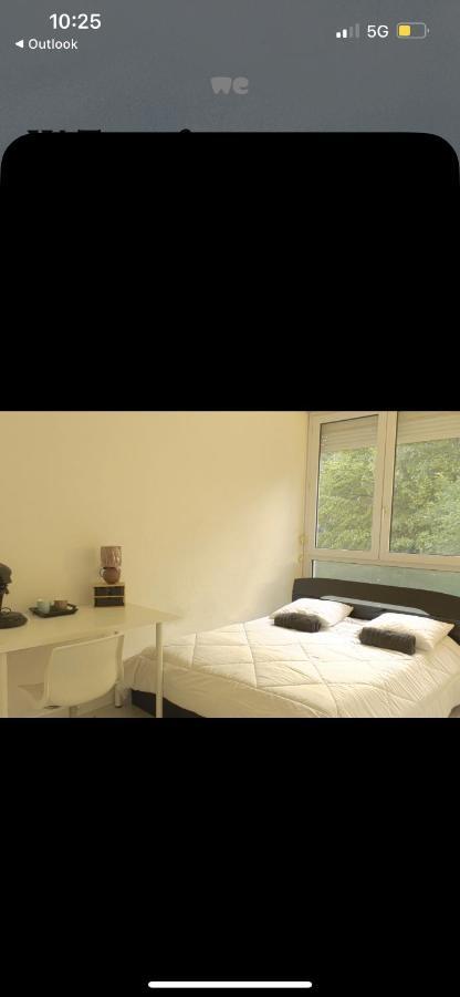 セルジー Se: 13A Rue Des Touleuses Pourpre Bed & Breakfast エクステリア 写真